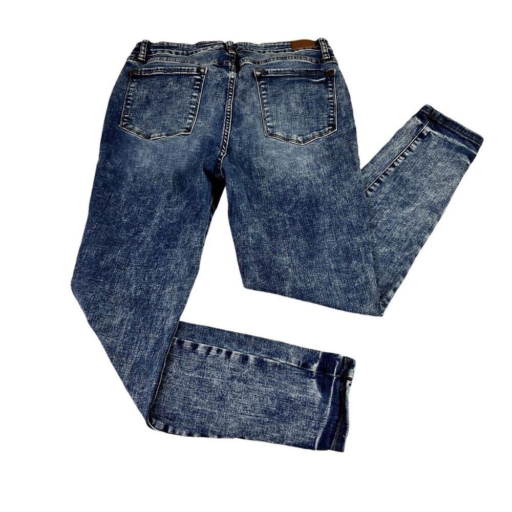 Judy Blue Jeans Womens 11/30 Blue Skinny Fit Acid Wash Stretch Denim JB88158 - Picture 6 of 13